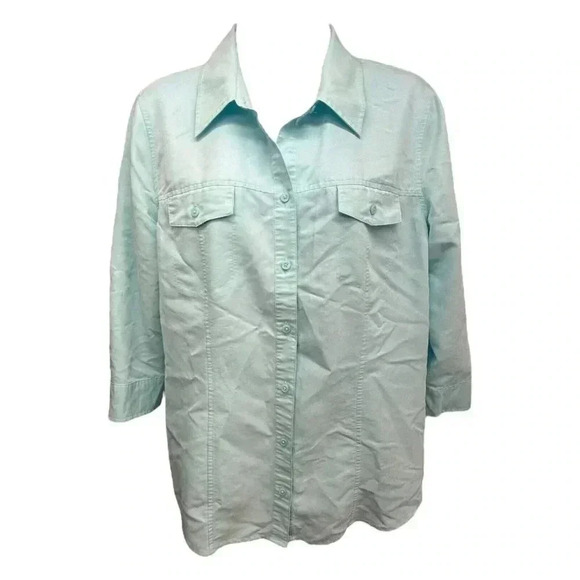 Croft & Barrow Tops - croft & barrow women's med button up light blue shirt with 3/4 sleeves